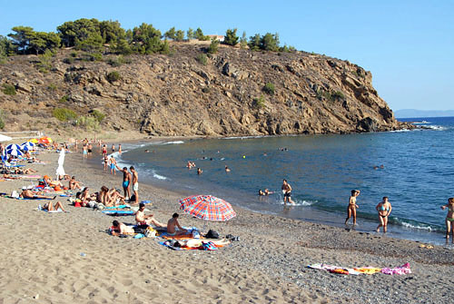 Lefkathia Beach